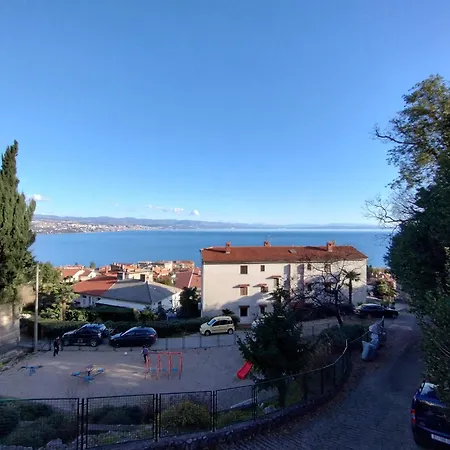 Alba Apartment *